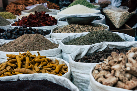 The Environmental Benefits of Buying Herbs and Spices in Bulk